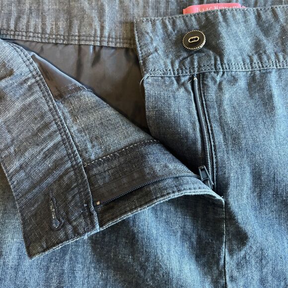 Isaac Mizrahi Shorts Women’s 14 Blue Chambray Cotton Slant Pockets Travel Beach - Picture 9 of 13